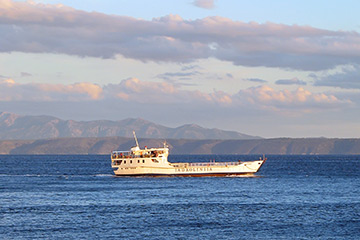 Jadrolinija - trajekt, Makarska